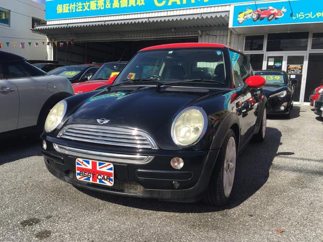 沖縄の中古車 ＭＩＮＩ ＭＩＮＩ 支払総額 59万円 リ済込 2004(平成16)年 7.5万km ブラック