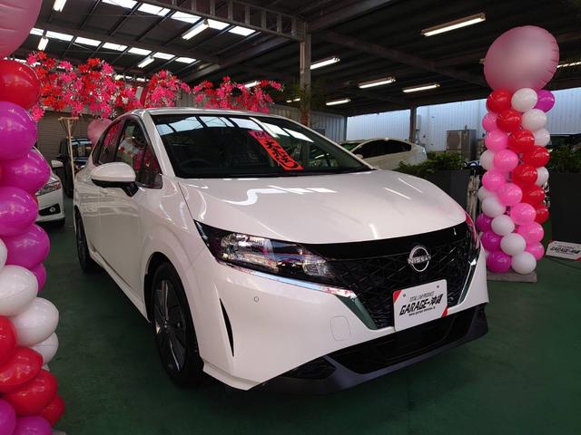 沖縄県中頭郡中城村の中古車ならノート Ｘ　・　ナビ・Ｂｌｕｅｔｏｏｔｈ・ＬＥＤライト・アランドビューモニター・希少現行モデル・買取車