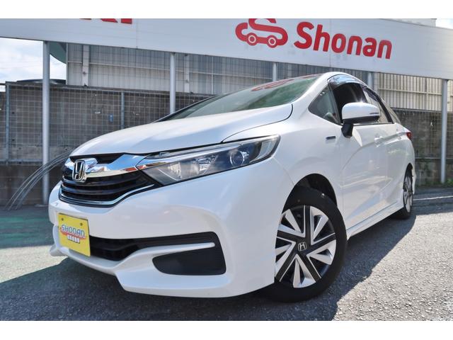 沖縄県の中古車ならシャトル ハイブリッド　ＳＤナビ　Ｂｌｕｅｔｏｏｔｈ　修復歴なし　衝突軽減ブレーキ　ＥＴＣ付き　プッシュスタート　禁煙車