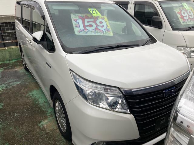 沖縄の中古車 トヨタ ノア 支払総額 159万円 リ済込 2015(平成27)年 9.6万km パールホワイト