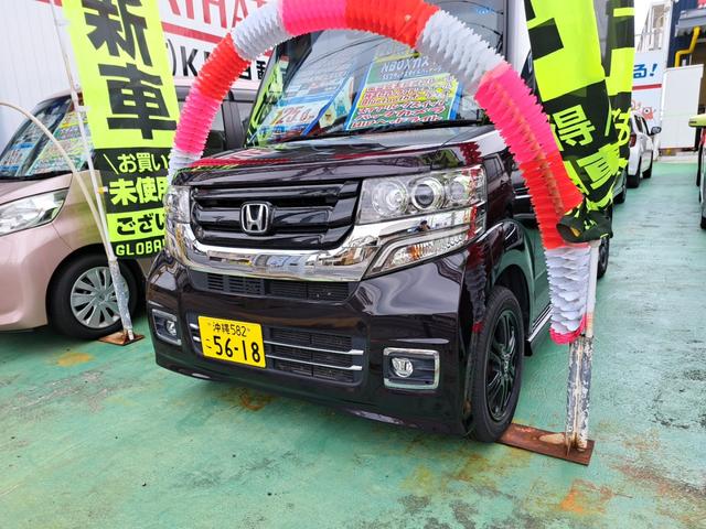 沖縄の中古車 ホンダ Ｎ－ＢＯＸカスタム 車両価格 120万円 リ済込 2016(平成28)年 6.8万km ダークパープル