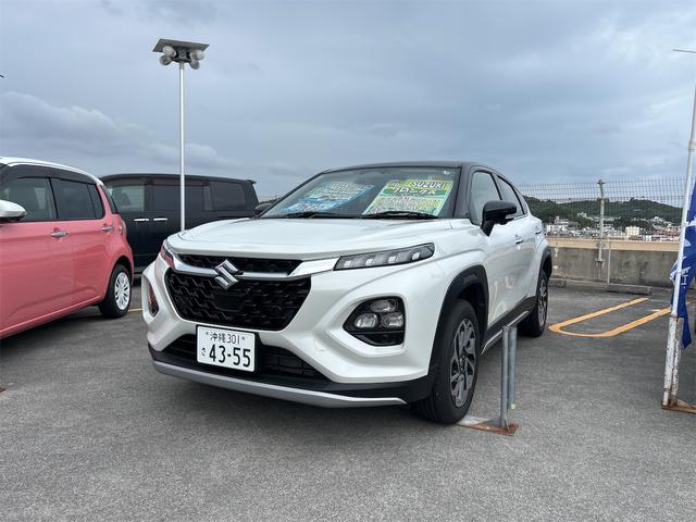 沖縄県の中古車ならフロンクス ベースグレード　スマホ連携大画面ナビ／ＥＴＣ／ミラー一体型前後ドラレコ／置くだけ充電器／ＴＶ／ＬＥＤヘッドライト