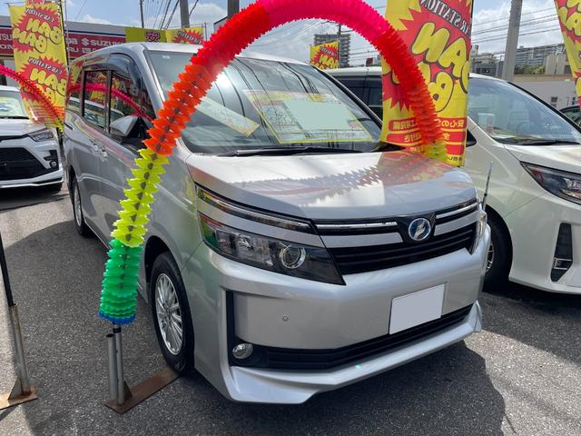 沖縄県の中古車ならヴォクシー ハイブリッドＶ　フルセグナビ　ブルートゥース　バックモニター　トヨタセーフティセンス