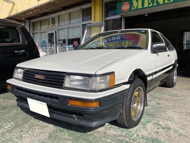 沖縄県の中古車ならカローラレビン 　現状販売　５バルブエンジン　社外足回り　社外フェンダー　社外マフラー　社外ハンドル　社外シート　スペアタイヤ２本　エンジン載せ替えの為、走行不明