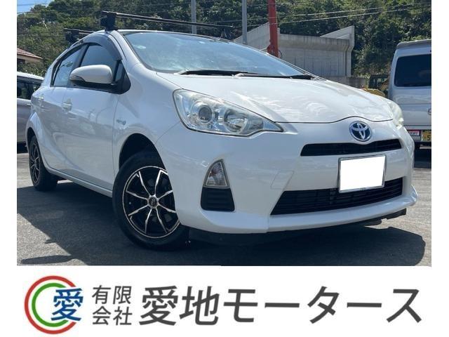 沖縄の中古車 トヨタ アクア 支払総額 57.5万円 リ済込 2012(平成24)年 8.2万km パールホワイト