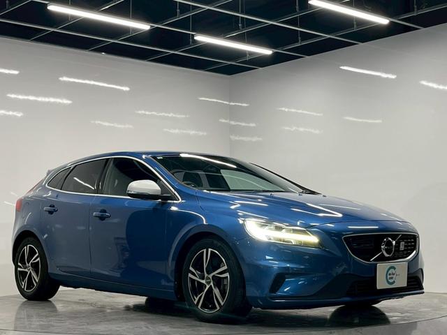 Ｖ４０(ボルボ) Ｄ４　Ｒデザイン　チューンド　バイ　ポールスター　２０１８年モデル／禁煙車／ブラックレザーシート（ヒーター付）／ボルボインテリセーフ／ハーマンカードン／バックカメラ／ナビ／Ｂｌｕｅｔｏｏｔｈ対応／ＵＳＢ接続可／前後ドラレコ／外品１６アルミ 中古車画像