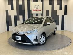 ヴィッツ F レンタカーアップ バックカメラ ETC USB接続 キーレスリモコン バックガイドモニター デュアルエアバック 衝突軽減装置 運転席エアバッグ イモビライザー パワーウインドウ ESC パワステ 中古車画像