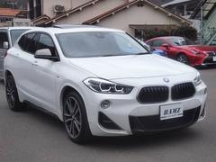 ＢＭＷ　Ｘ２　Ｍ３５ｉ　チルト＆スライドパノラマルーフ　ハーフレザー電動シート　全方位モニター