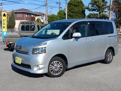 トヨタ　ヴォクシー　Ｘ　Ｌエディション　車検２年　８人乗り