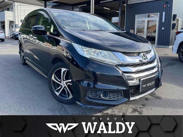 万が一の事故に備える、安心のドライブレコーダー付☆ ３列シート　ウォークスルー　ＣＶＴ　アルミホイール　ＣＤ　ＵＳＢ　ＡＢＳ