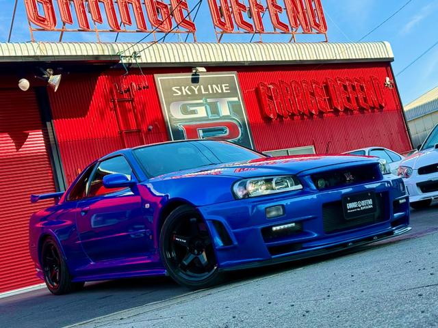 ＧＴ－Ｒ　Ｖスペック　・ＮＩＳＭＯ　Ｚｔｕｎｅバンパー＆Ｚｔｕｎｅフェンダー＆サイドスカート＆リアアンダー＆フェンダーモール＆Ｗｅｉｄｎａマフラー＆Ｓｔｕｎｅサスペンション＆３２０ｋｍコンビネーションメーター＆ＬＭＧＴ４