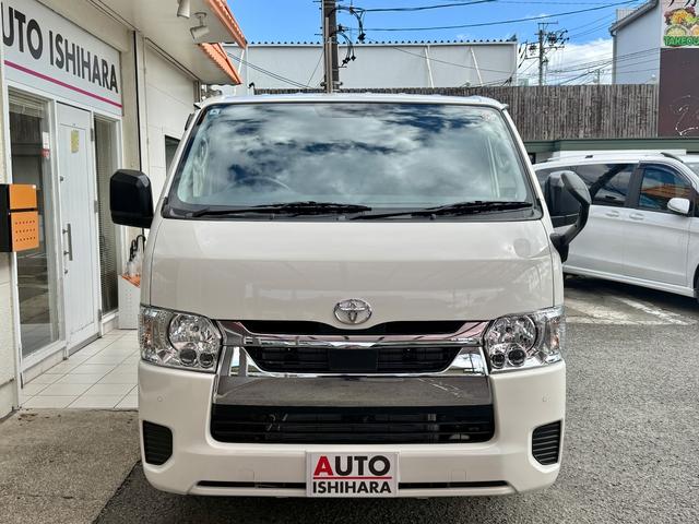 納車時ガソリン満タンサービス!全国何処でも県外納車可 数の少ない4ドア車