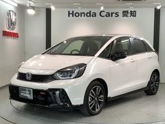 ホンダ　フィット　ｅ：ＨＥＶＲＳ　ＨｏｎｄａＳＥＮＳＩＮＧ　禁煙　新車保証継承