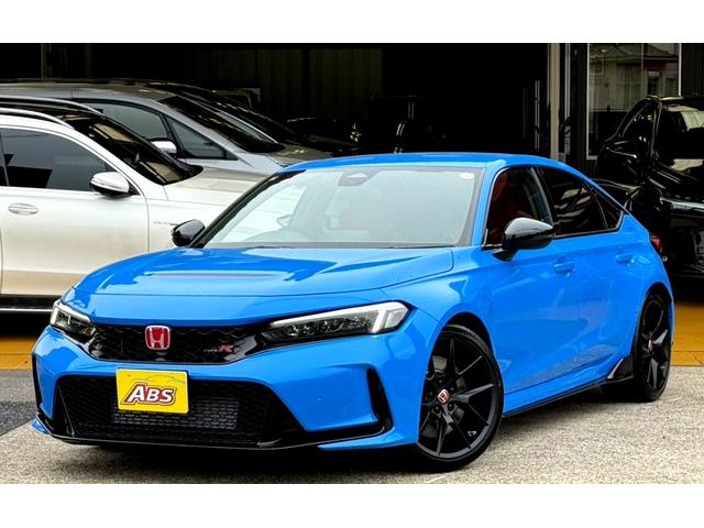 タイプＲ　令和７年５月登録車両・レカローシート・コネクトナビ・バックカメラ・アルカンターラステアリング・プレミアムフロアマット