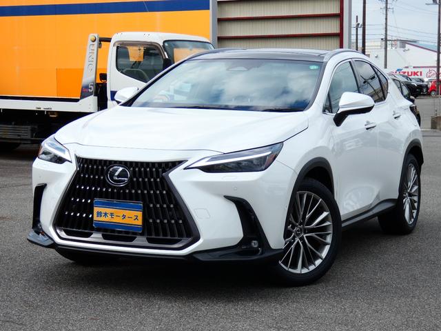 ＮＸ(レクサス) ＮＸ３５０ｈ　バージョンＬ　禁煙車　パノラマサンルーフ　純正ナビ　パノラミックビューモニター　ＥＴＣ２．０ 中古車画像