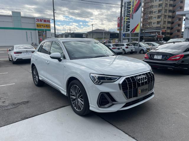 Ｑ３ ３５ＴＦＳＩ　Ｓライン　ナビ　３６０度カメラ　パワーテールゲート　ＡＣＣ付（1枚目）