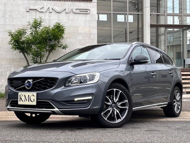 ボルボ Ｖ６０ クロスカントリー　Ｄ４　クラシック　サンルーフ　アイボリー本革シート　シートヒーター　衝突軽減ブレーキ　レーンキープ　ＢＬＩＳ　純正フルセグナビ　Ｂｌｕｅｔｏｏｔｈ　ＥＴＣ　バックカメラ　社外ドラレコ　純正１８インチアルミホイール