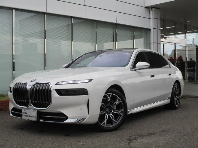 ＢＭＷ ７シリーズ ７４０ｄ　ｘＤｒｉｖｅ　エクセレンス　ＬＥＤヘッドライト　リヤコンフォートパッケージ　エグゼクティブラウンジステアリング　リヤエンターテイメント　２０ＡＷ　禁煙　デモカー