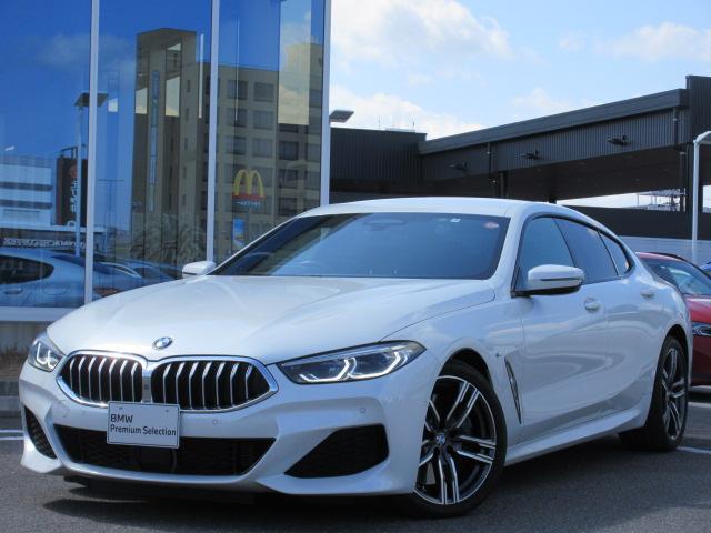 ＢＭＷ ８シリーズ ８４０ｄ　ｘＤｒｉｖｅ　グランクーペ　Ｍスポーツ　１９ＡＷ／黒革／シートヒーター／ベンチレーション／ハーマンカードン／ヘッドＵＰディスプレイ／オートトランク／衝突軽減ブレーキ／レーザーライト／ドラレコ／禁煙／１オーナー／認定中古車