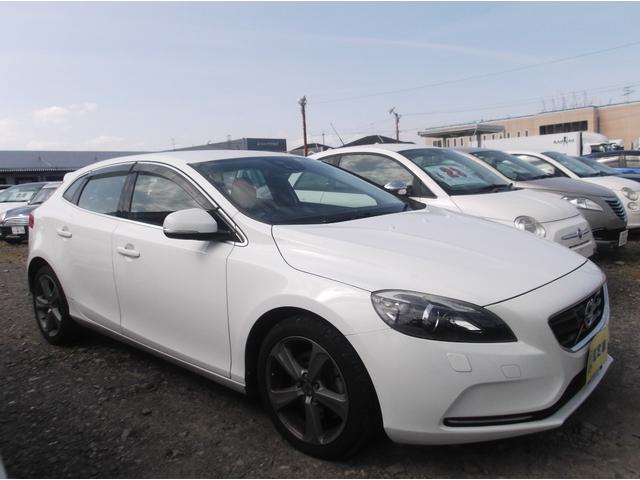 ボルボ Ｖ４０ Ｔ４　ＳＥ　ナビ　フルセグ