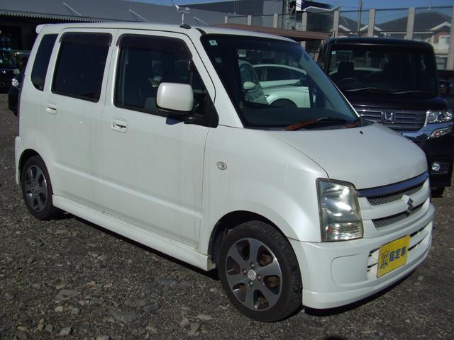 総額は遠方登録費、陸送費以外のすべてが含まれます。 自動車税・名義変更・車庫証明・車検費用等、別途ご請求は致しません。