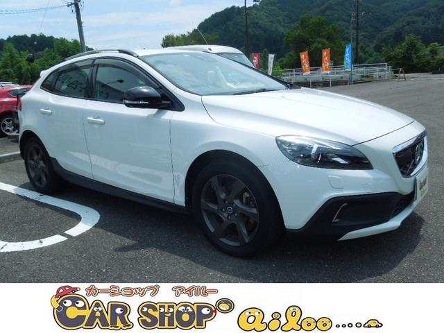 ボルボ Ｖ４０ クロスカントリー　Ｔ５　ＡＷＤ　ターボ