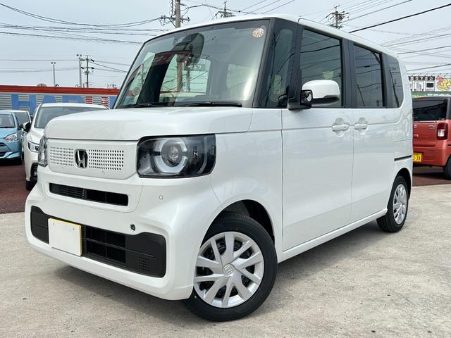ベースグレード　届出済み未使用車　ホンダセンシング　両側パワースライドドア　バックカメラ　ＬＥＤヘッドライト　シートヒーター　電動パーキング　ブレーキホールド