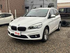 2シリーズ 218dグランツアラー ラグジュアリー ドライブレコーダー ETC バックカメラ ナビ クリアランスソナー アルミホイール オートライト パワーシート ターボ スマートキー アイドリングストップ 電動格納ミラー シートヒーター 3列シート 中古車画像