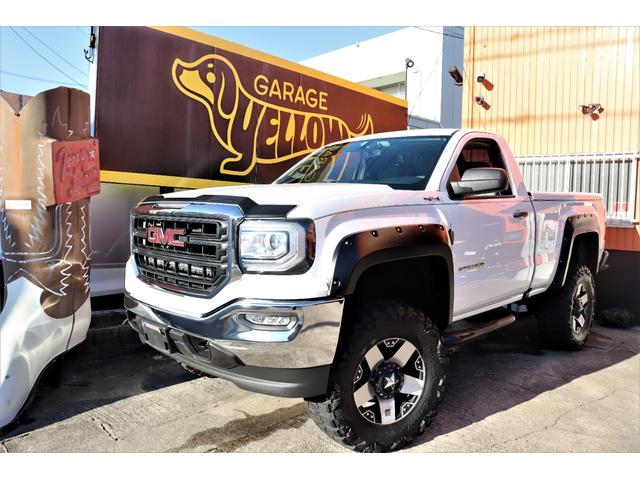 ＧＭＣ ベースグレード　２０１６年　新車並行　５．３Ｌ　ショートベッド　レギュラーキャブ　４×４　社外ナビ　バックカメラ　リフトアップ　ベンチシート