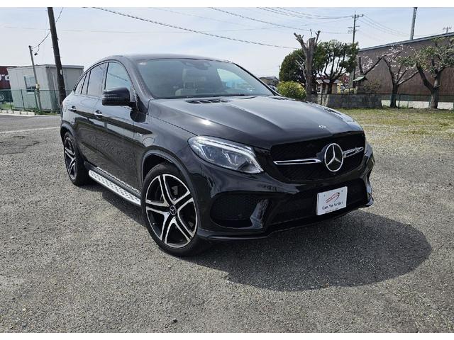 ＧＬＥ４３　４マチック　クーペ　デジーノエクスクルーシブレザーインテリア　左ハンドル　ＡＭＧ２２インチホイール　パノラミックサンルーフ　レーダーセーフティＰＫＧ　３６０°カメラ　ｈａｒｍａｎ　ｋａｒｄｏｎ　パワートランク