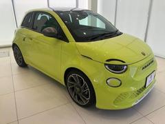 アバルト500e ツーリズモ ハッチバック ワンオーナー 禁煙車 サンルーフ バックカメラ 中古車画像