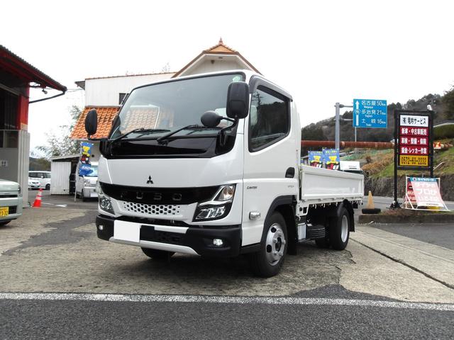 全低床　３．０ターボディーゼル　２トン木製平ボディ　スマートキー　衝突被害軽減ブレーキ　車両安定性制御　車線逸脱警報　左電格ミラー　ブルートゥースオーディオ　バックアイカメラ　ＬＥＤヘッド＆フォグランプ