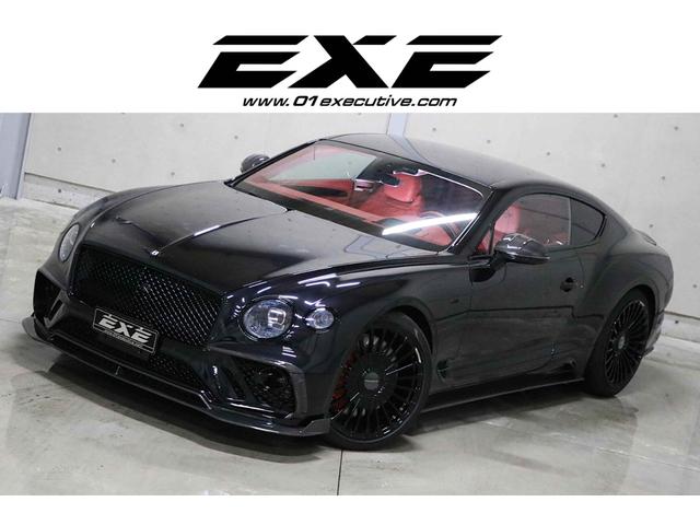 エンブレム刺繍　コントラストステッチ　シングルトーンステアリング