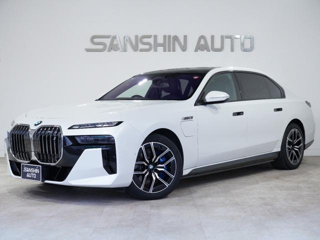 ｉ７(BMW) ｘＤｒｉｖｅ　６０　Ｍスポーツ　リアコンフォートＰＫＧ　エグゼクティブラウンジステアリング　リヤ・シート・エンターテイメント　２０インチアロイホイール 中古車画像