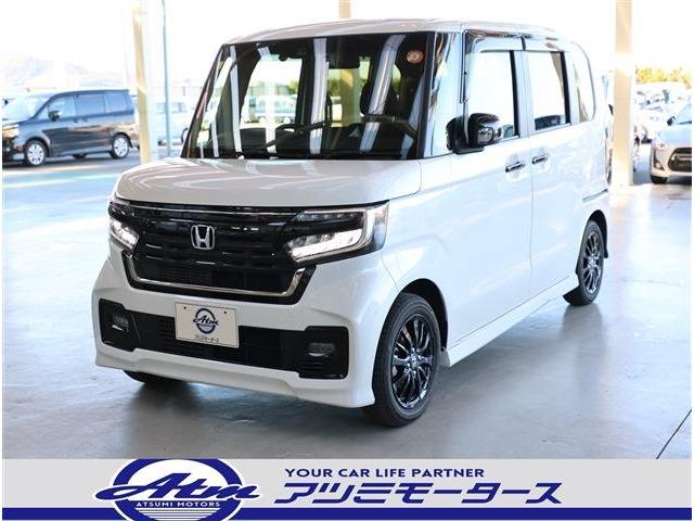 ☆カスタム☆　☆特別仕様車！　☆人気のパールカラー！ ☆ナビ付き！お値打ち車！　☆衝突被害軽減ブレーキ！　☆シートヒーター！