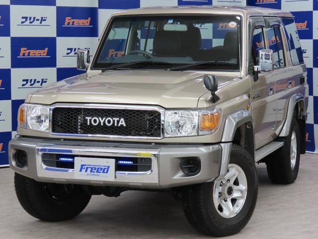 中古車36台】ランドクルーザー70 ゴールド・シルバー(トヨタ) | 40万