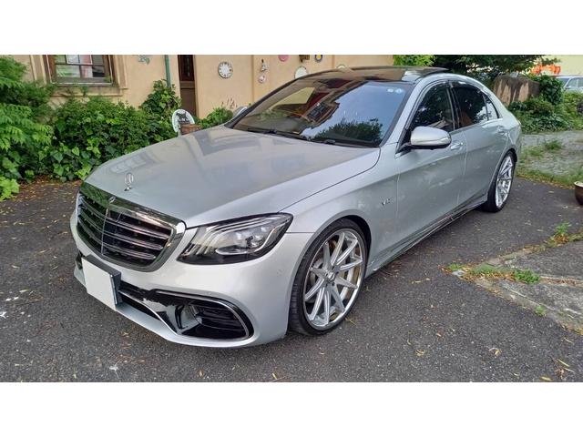 Ｓ５５０ロング　２２インチアルミ　純正ＨＤＤナビ地デジＴＶ　３６０°カメラ　パノラミックスライディングルーフ　レザーシート　後期ＡＭＧルック　社外マフラー　　ｓ５５０ｌ