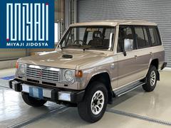 三菱　パジェロ　エクシード　５ＭＴ　ディーゼル　４ＷＤ