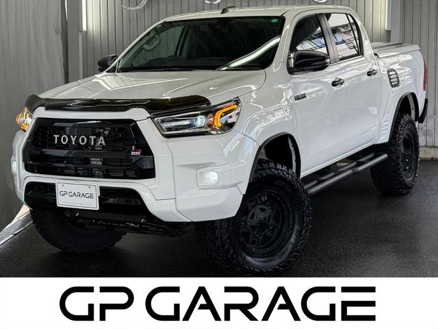 ハイラックス(トヨタ) Ｚ　ＧＲフェイス　ＫＭＣ１７インチホイール　ジオランダーＭＴタイヤ　３３×１２．５０Ｒ１７　ＪＡＯＳDampers　ＳＰＯＲＴＬＩＤトノカバー　ベッドライナ―　ＳＵＸＯＮサイド出しマフラー　　　１１型オーディオ 中古車画像