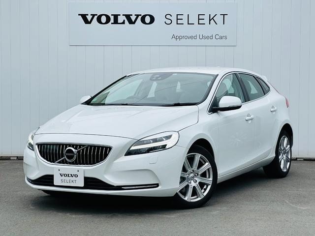 ボルボ Ｖ４０ Ｄ４　インスクリプション　１年保証　禁煙車