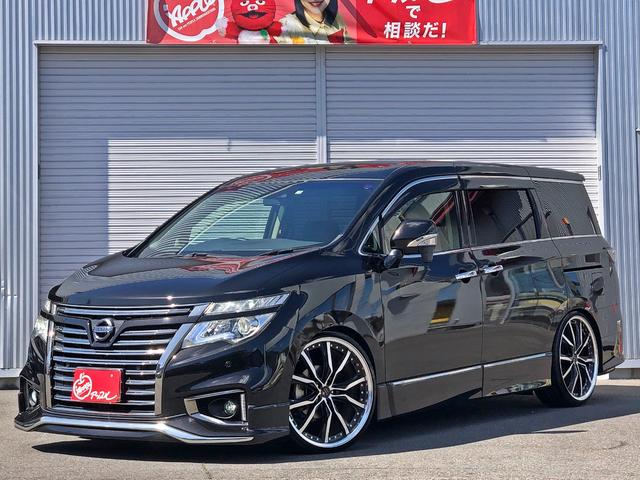 日産 エルグランド ２５０ハイウェイスターＳ　アーバンクロム　禁煙車／クロームプロテクター／リアスポイラー／クレンツェ２２インチＡＷ／ＢＬＴＺ車高調／フジツボ４本出マフラー／両側電動スライド／エマージェンシーブレーキ／９インチナビ／後席モニター／フルセグＴＶ