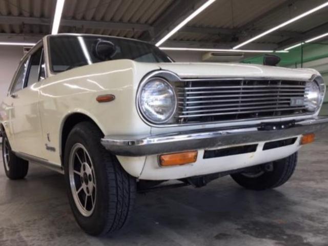 日産 サニー２ドアクーペ ｋｂ１０の中古車 車体価格160万円 1969年式 走行6 8万キロ 車体色クリームホワイト 愛知県北名古屋市高田寺東の川１ ｅｘｔｒｅｍｅ ｉｎｃ 有限会社エクストリームの在庫 グーネット中古車