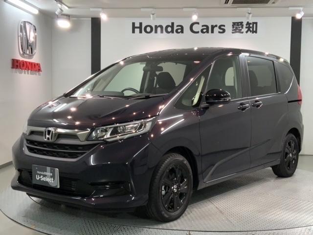 ハイブリッド・Ｇブラックスタイル　ＨｏｎｄａＳＥＮＳＩＮＧ新車保証試乗禁煙車　Ｂｌｕｅｔｏｏｔｈ接続　ＡＣＣ　電格ミラー　車線逸脱警告　ＬＥＤヘッド　ワンオーナー　スマートキー　フルセグ　キーフリー　前席シートヒーター　ＥＴＣ　記録簿