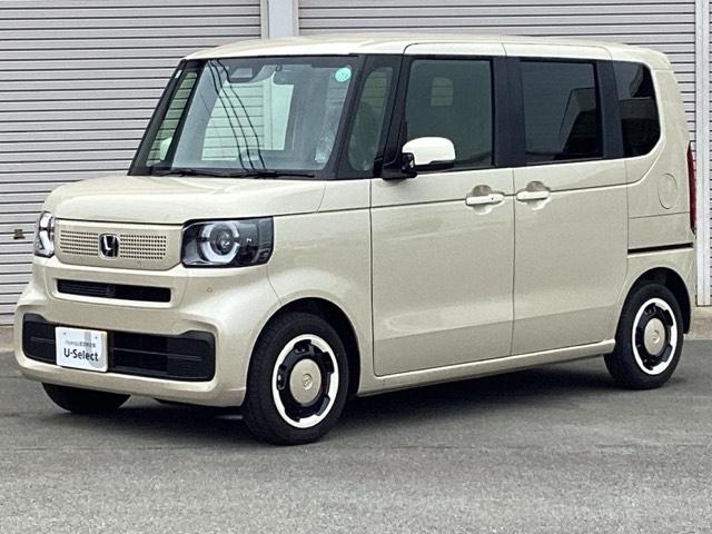 ファッションスタイル　２年間　走行距離無制限　保証付　レンタアップ　禁煙車　９インチコネクトナビ　フルセグＴＶ　Ｂｌｕｅｔｏｏｔｈ　Ａｐｐｌｅｃａｒｐｌａｙ　ＥＴＣ　前ドライブレコーダー　フロアマット装備