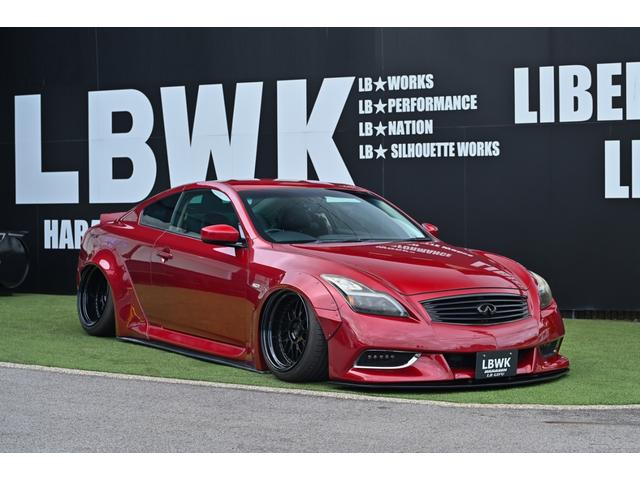 スカイライン(日産) ３７０ＧＴ　タイプＳＰ　ＬＩＢＥＲＴＹ　ＷＡＬＫ　コンプリートカー 中古車画像