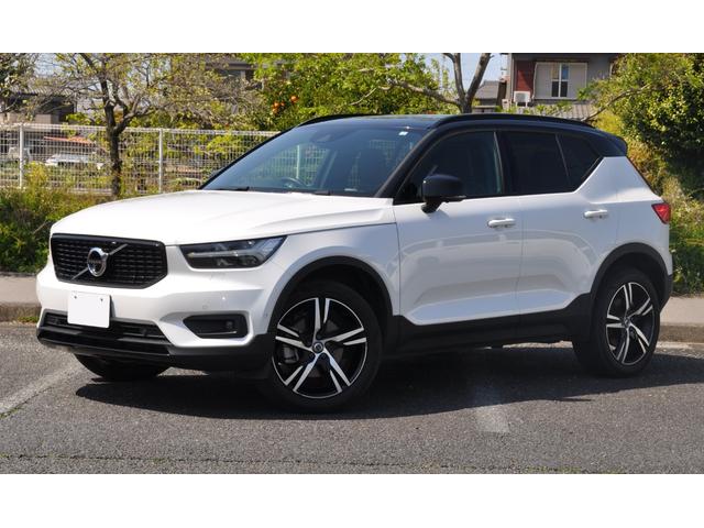 ＸＣ４０(ボルボ) Ｔ４　ＡＷＤ　Ｒデザイン　純正１９インチアルミホイール／純正ナビ／フルセグＴＶ／Ｂｌｕｅｔｏｏｔｈ／ 中古車画像