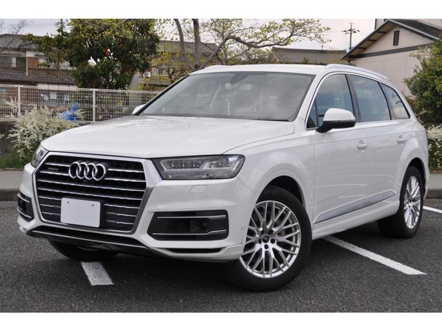 　２．０　ＴＦＳＩ　クワトロ　７シータパッケージ　ＬＥＤヘッドライト　２０インチアルミホイール　３６０°カメラ　レザーシート　オートマッチックテールゲート　シートヒーター　パワーシート　純正ナビ