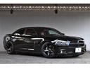 センスあるカスタムが施された1台です! レッドインテリア・20インチAW・リップ・ローダウン・走行証明書付き