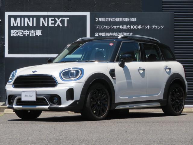 ＭＩＮＩ(ミニ) クーパーＤクロスオーバプレミアム＋Ｐエセンシルトリム　ナノクホワイト　アップルカープレイ、純正ナビ装備車　シートヒーター　アクティブクルーズコントロール（前車追従型コントロール）　プレミアムプラスパッケージ　ｗエアコン 中古車画像