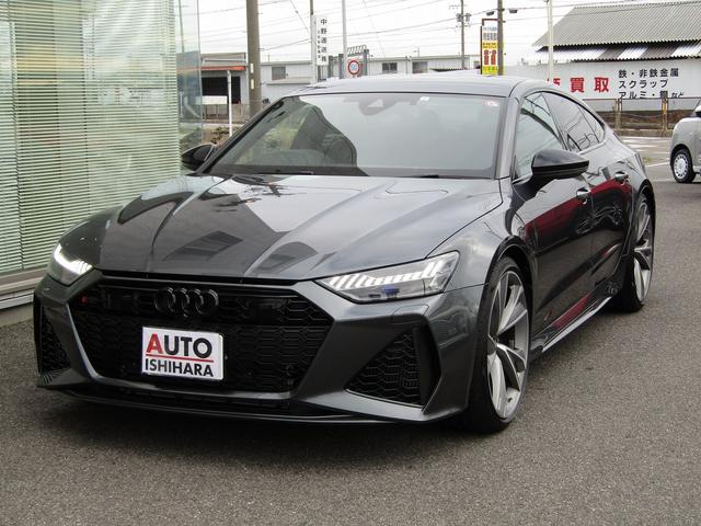 アウディ ＲＳ７スポーツバック ベースグレード　カーボン／ブラックスタイリングパッケージ　ＲＳスポーツサスペンションプラス　ＲＳスポーツエギゾーストシステム　ＯＰ２２インチスポークＡＷ　パノラマサンルーフ